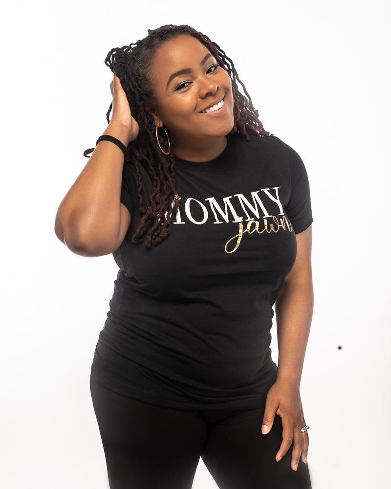 MOMMY JAWN SIGNATURE TEE